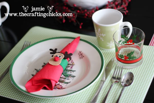 {Christmas Morning Breakfast + Felt Reindeer Napkin Rings}