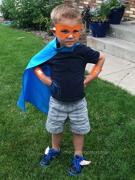 10 Minute Super Hero Costume