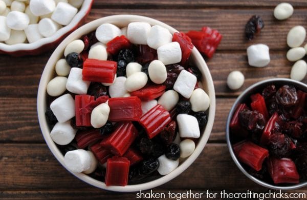 Red, White & Blue Summer Snack Mix