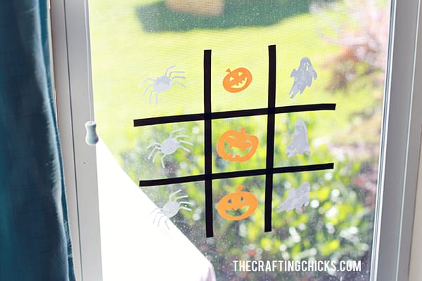 DIY Halloween Tic Tac Toe with Cricut Window Cling | Kids Activity