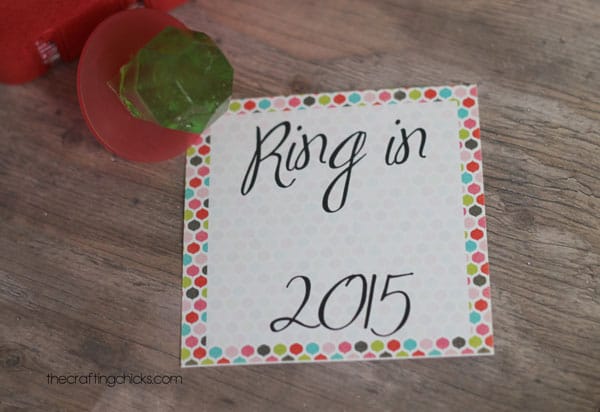 ring-pop-new-year