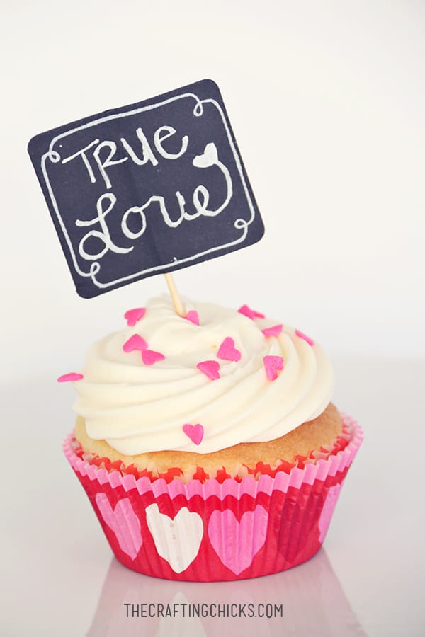 sm valentine cupcake 1