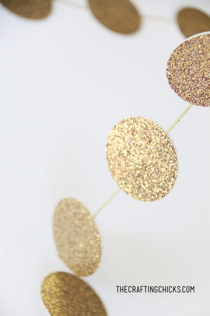 DIY Gold Circle Garland