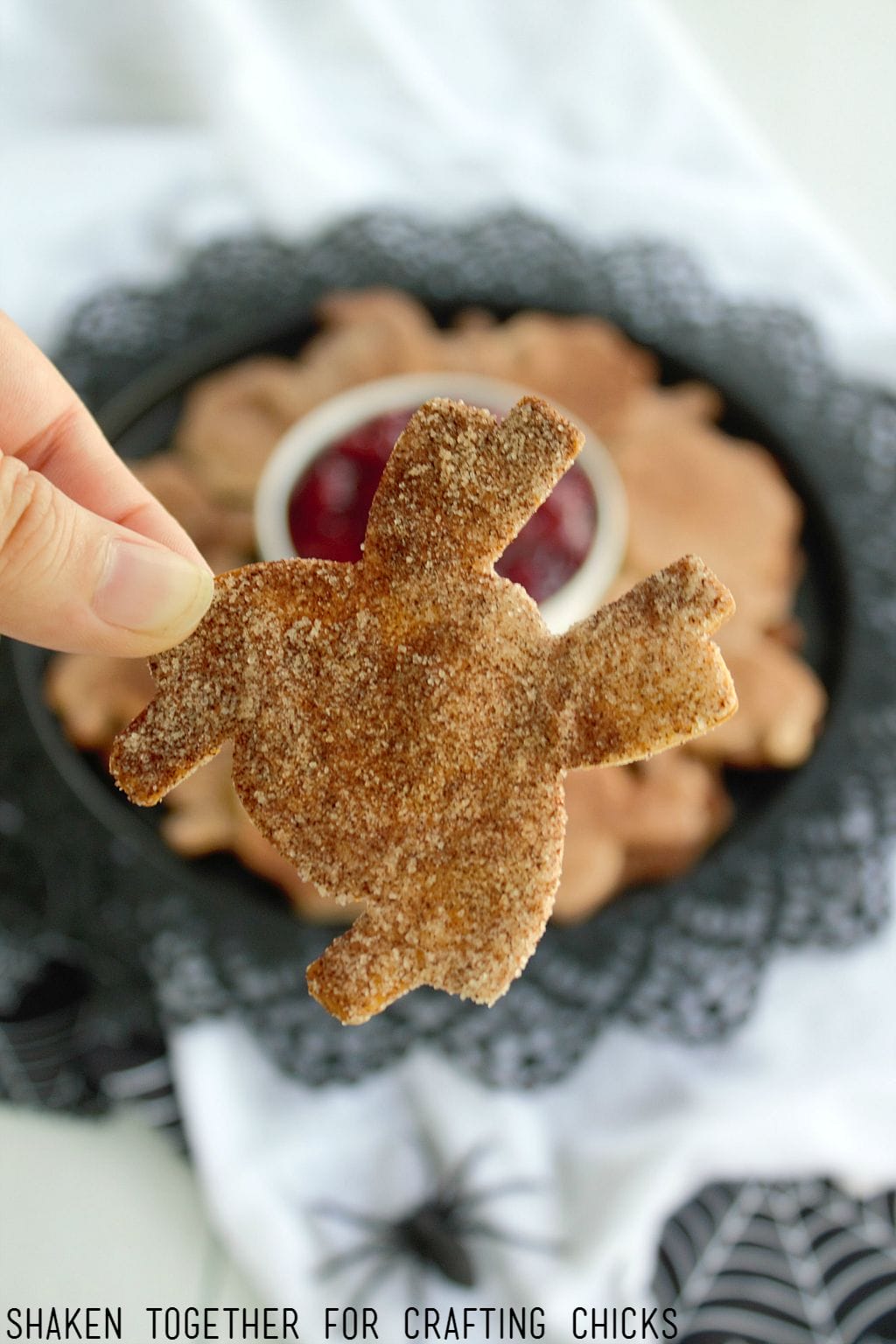 Cinnamon Sugar Spider Chips - I love these sweet little spiders!