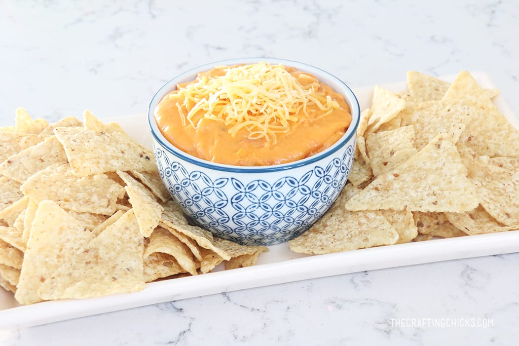 Easy Queso Dip Recipe | Family Favorite | Great appetizer for parties!