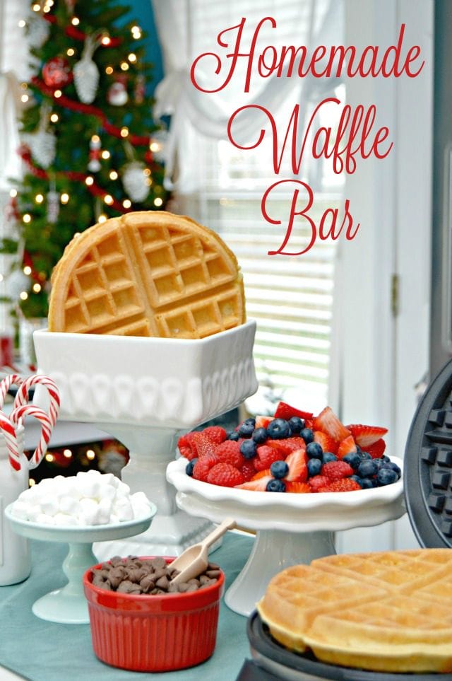 Christmas Breakfast - Yummy recipes for Christmas morning.  Casseroles, sliders, pancakes, french toast, waffle bar, biscuits, and cinnamon rolls.