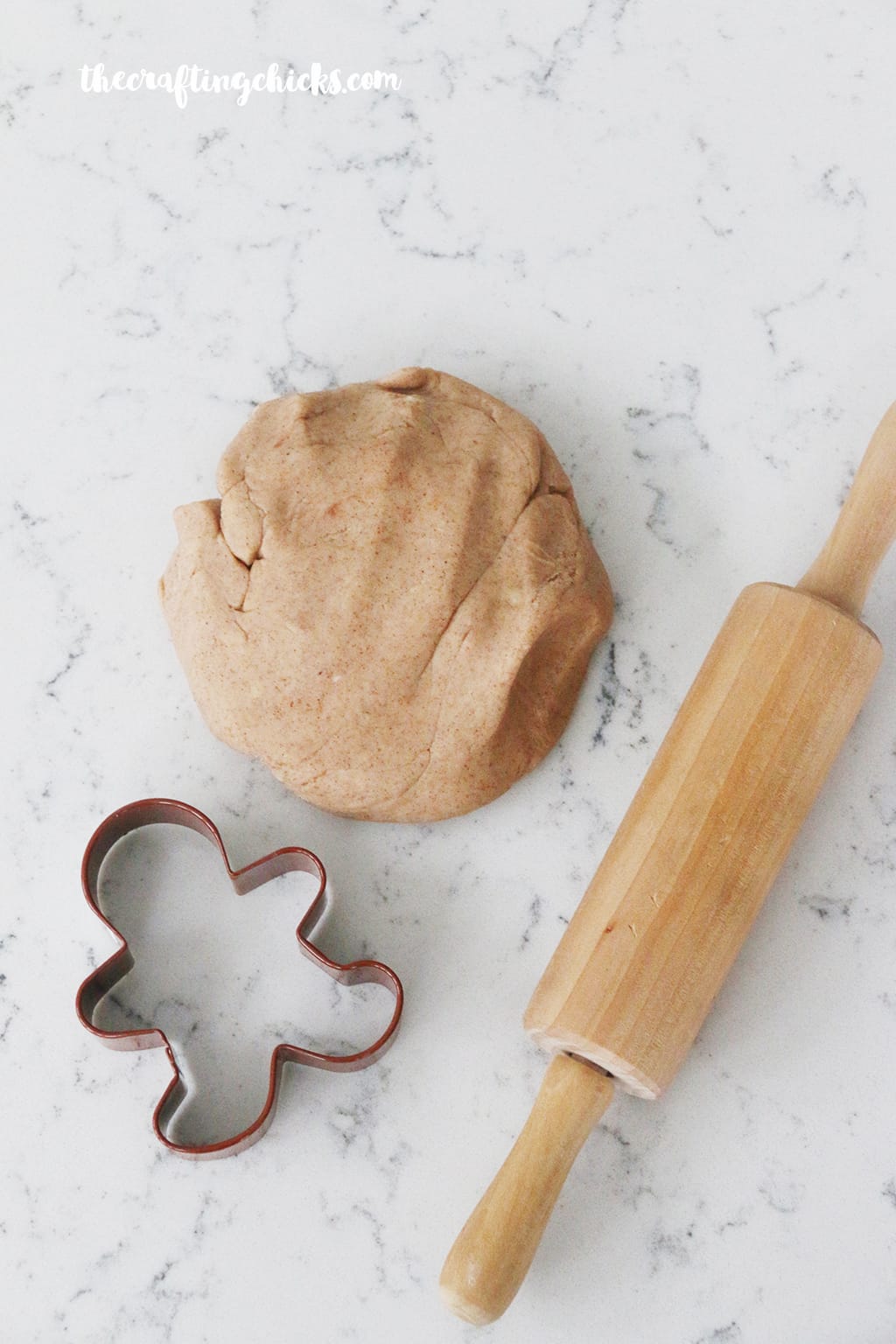 DIY Gingerbread Playdough - A simple gift idea - A fun kids activity