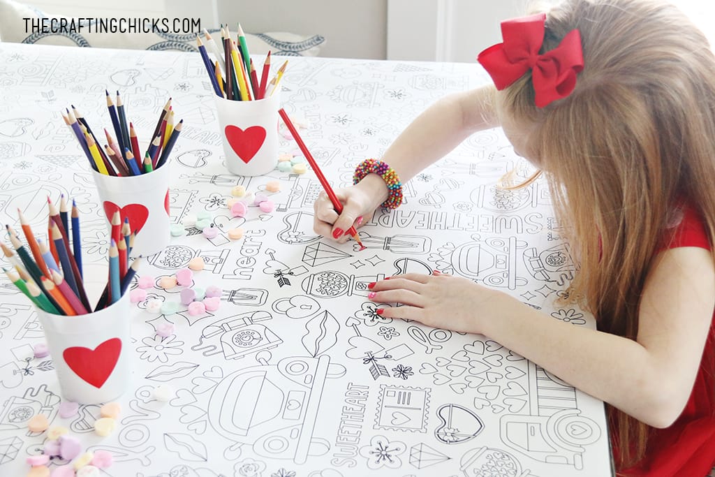 Valentines Day Coloring Tablecloth
