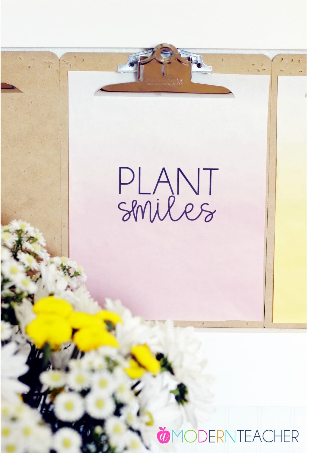 Add a little touch of nature inside with this free printable; spruce up your gallery wall for year round inspiration! Simple sayings that inspire.