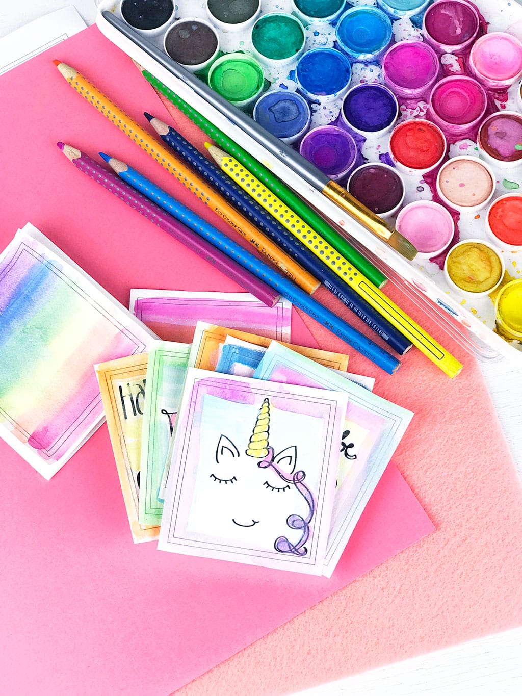 Learning About Color By Coloring | We can learn about colors by coloring. Make a coloring book that you can put together yourself and then color however you'd like. Play with the coloring supplies you use, blend colors or draw your own designs to color. #color #art #kids #activity