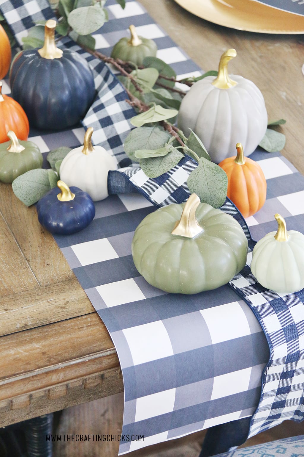 Navy and white check printable table runner for thanksgiving table