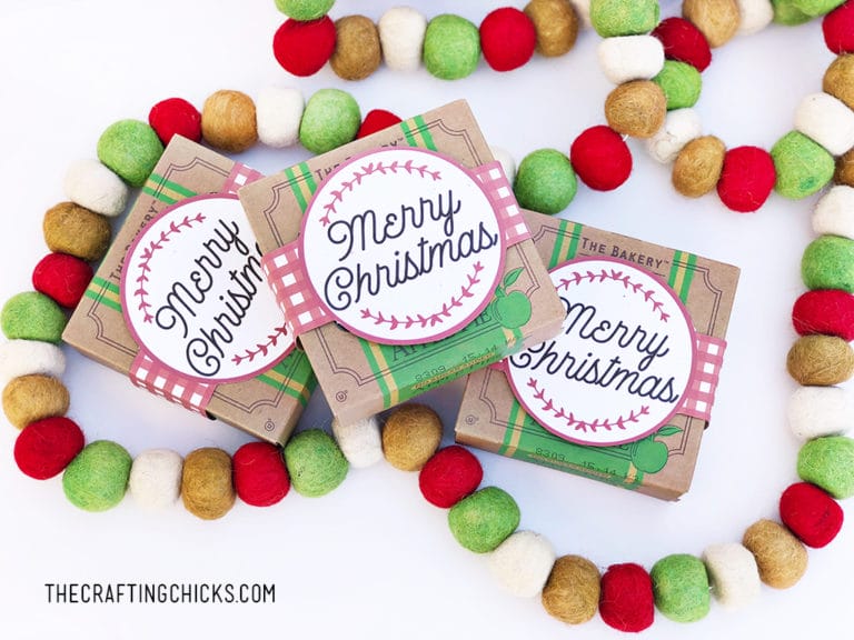 Christmas Mini Pies with Tags