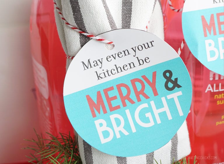 Merry and Bright Kitchen Spray Gift Tag
